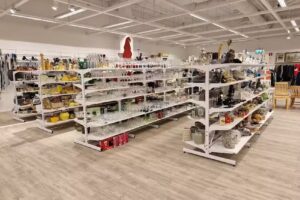 Artikel2 Second hand Kista (tidigare Emmaus Stockholm)