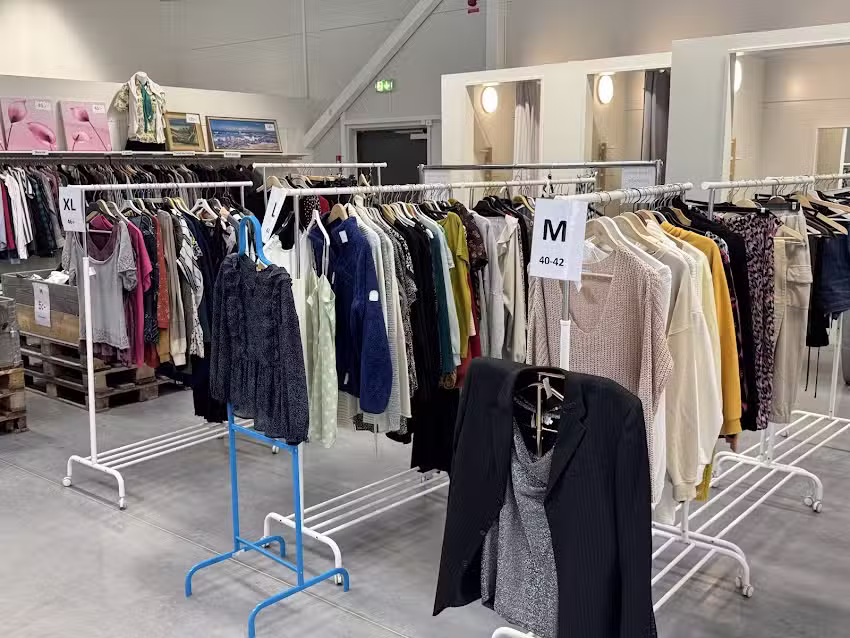 &Aring;terbruket &Auml;lmhult F&ouml;rs&auml;ljning