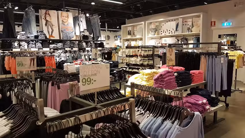 Cubus Fr&ouml;lunda Torg