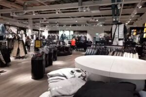 Dressmann Jönköping A6