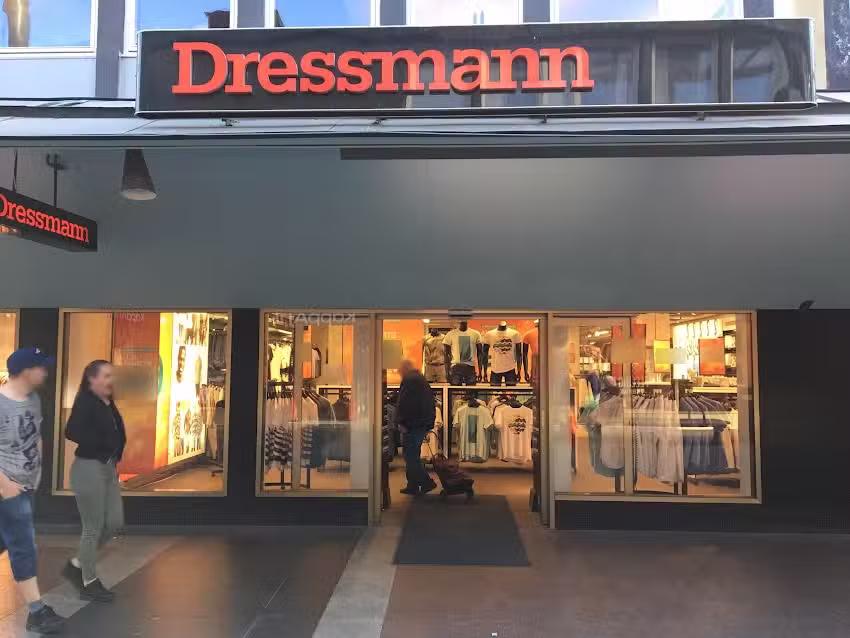 Dressmann V&auml;llingby
