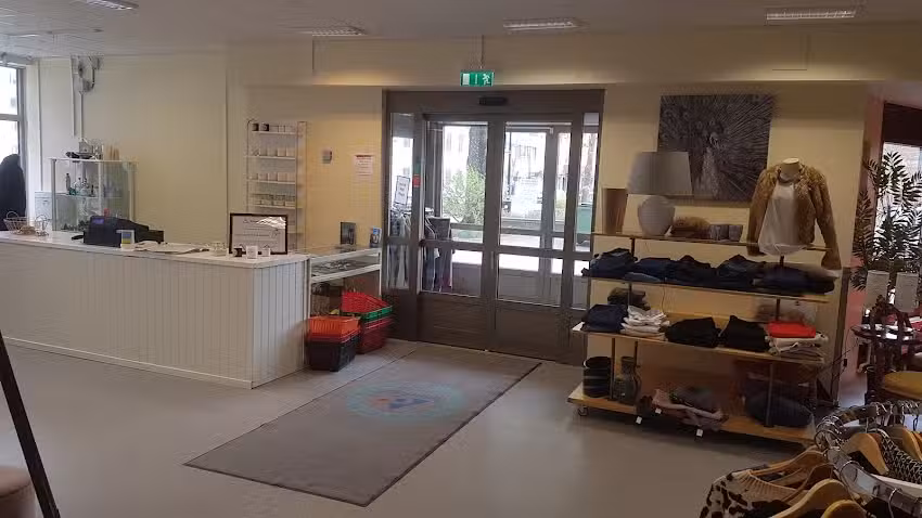 Emmatus Åkvarn Second hand (tidigare Emmanus)