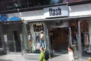 Flash, Stockholm Drottninggatan