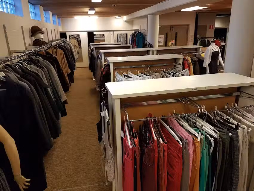 GNOSJ&Ouml; HJ&Auml;LPER