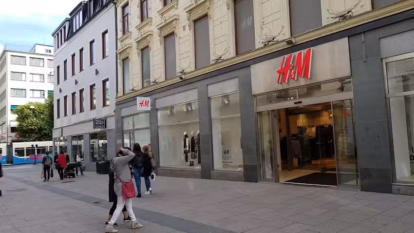 H&M