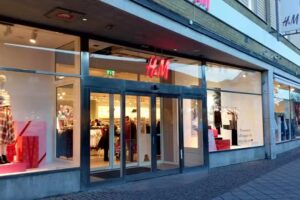H&M