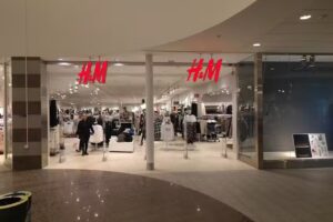 H&M