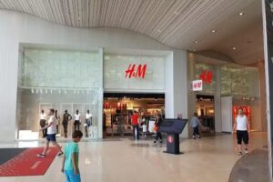 H&M