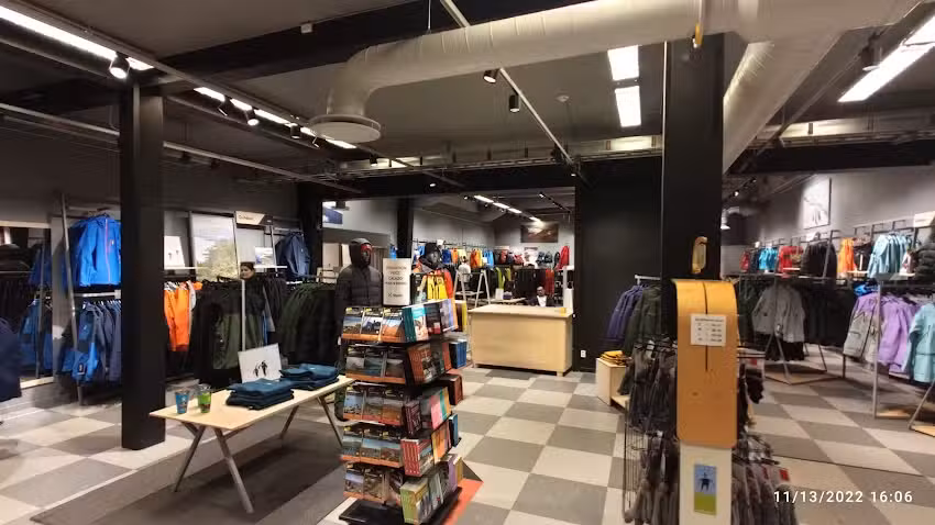 Hagl&ouml;fs Outlet Barkarby