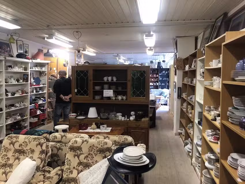 Hilding Sj&ouml;blom second hand och bist&aring;nd