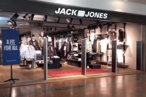 JACK & JONES