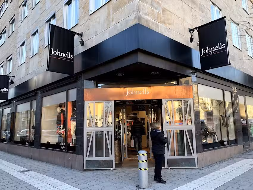 JOHNELLS &Ouml;REBRO