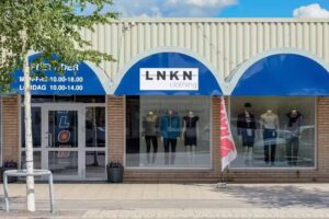 L N K N Clothing