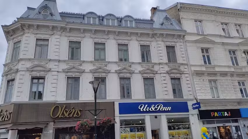 L Ols&eacute;n Mode AB