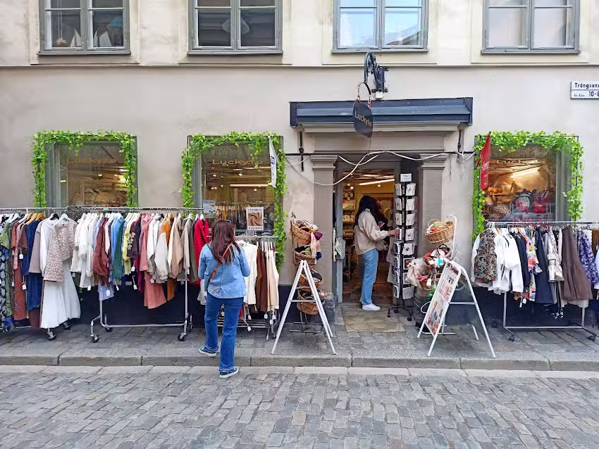 Luckyto Sample Sale & Factory Outlet