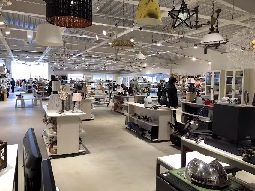 Myrorna &ndash; Second hand &Ouml;rebro