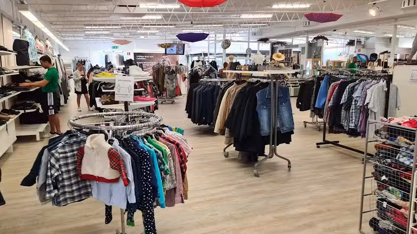 Reningsborg Second Hand Wieselgrensplatsen