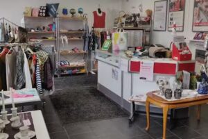 R&ouml;da Korset, M&ouml;tesplats Kupan