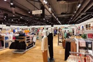 UNIQLO Westfield Mall of Scandinavia