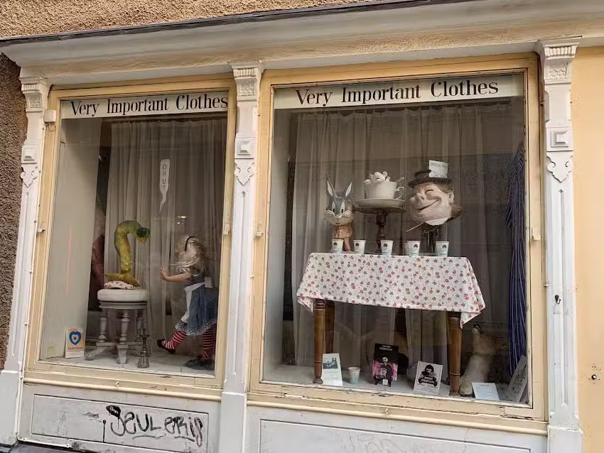 V I C &ndash; Very important clothes